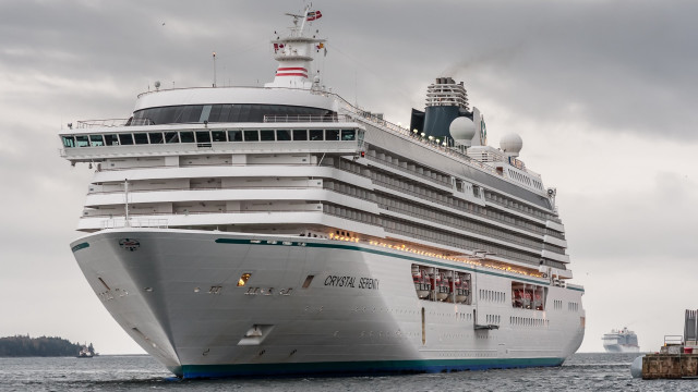 Cruise ship dock cloudy sky #2 free wallpaper - medium preview image