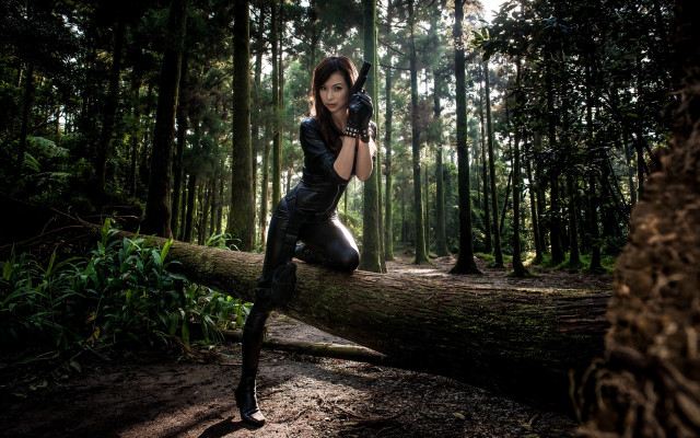 Gothic forest cosplay woman log free wallpaper - medium preview image