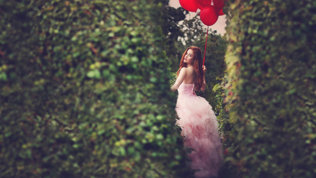Woman pink dress red balloon free wallpaper - medium preview image