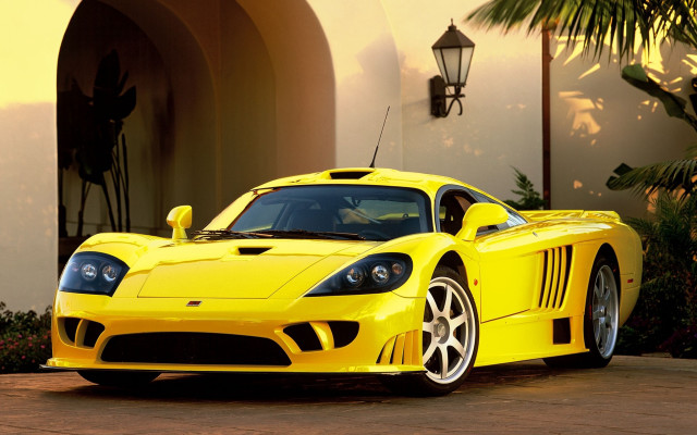 Yellow sports car palm trees free wallpaper - medium preview image