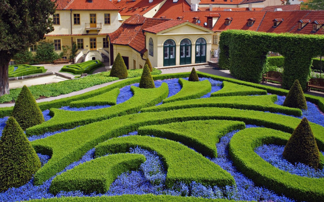 Garden maze architecture cityscape tiltshift free wallpaper - medium preview image