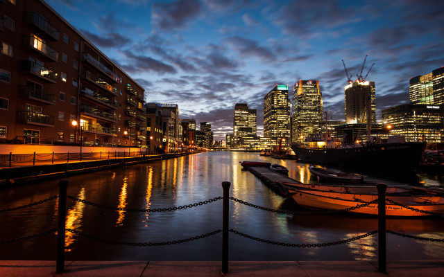 River boats city night lights #2 free wallpaper for desktop - medium preview image