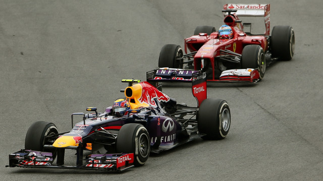 Red bull racing car race free wallpaper - medium preview image