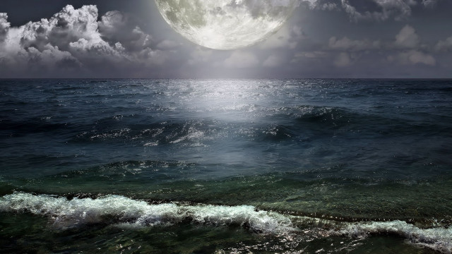 Full moon ocean waves clouds free wallpaper - medium preview image