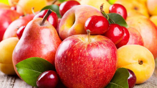 Fruit pile table color background free wallpaper - medium preview image