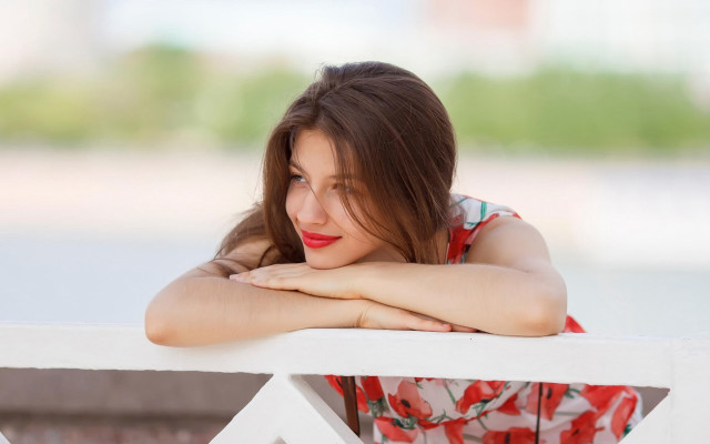Elina karimova portrait fence crossedarms free wallpaper - medium preview image