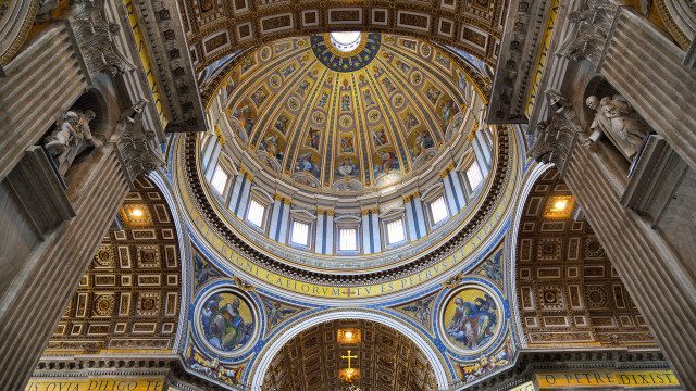 Cathedral dome paintings clock architecture free wallpaper - medium preview image