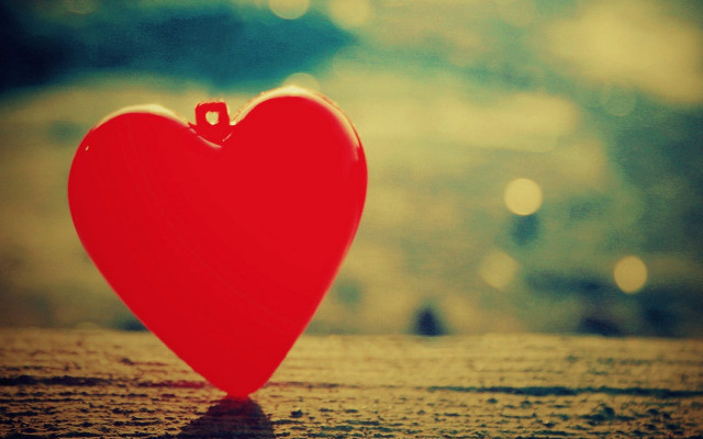 Red heart wooden table window free wallpaper - medium preview image