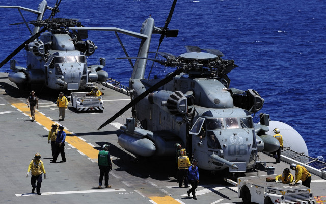 Helicopters ship ocean people scifi free wallpaper - medium preview image
