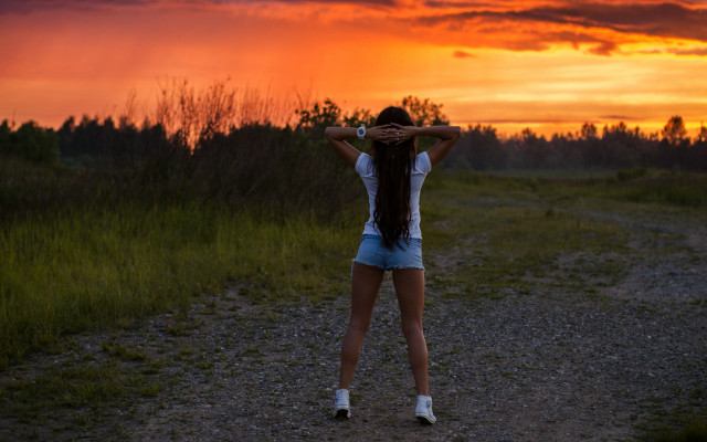 Woman back sunset hair air free wallpaper - medium preview image