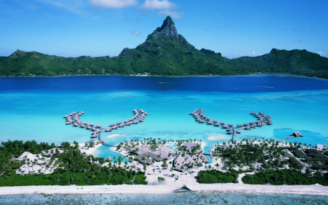 Island resort mountain blue water free wallpaper - medium preview image