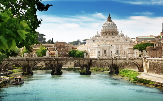Bridge river boat building dome free wallpaper - medium preview image