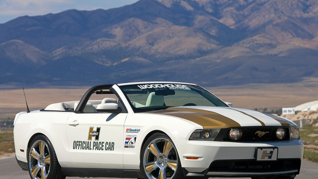 White mustang convertible brown stripe free wallpaper - medium preview image