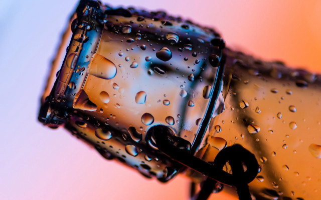 Water bottle key water droplets free wallpaper - medium preview image