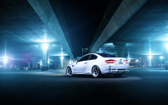 White car bridge night lights #4 free wallpaper - medium preview image