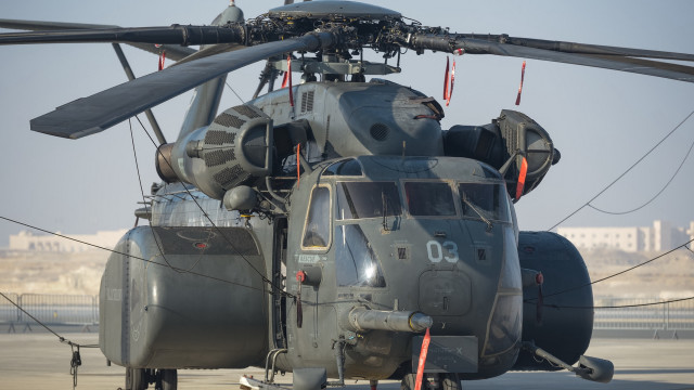 Large helicopter airport tarmac sky free wallpaper - medium preview image