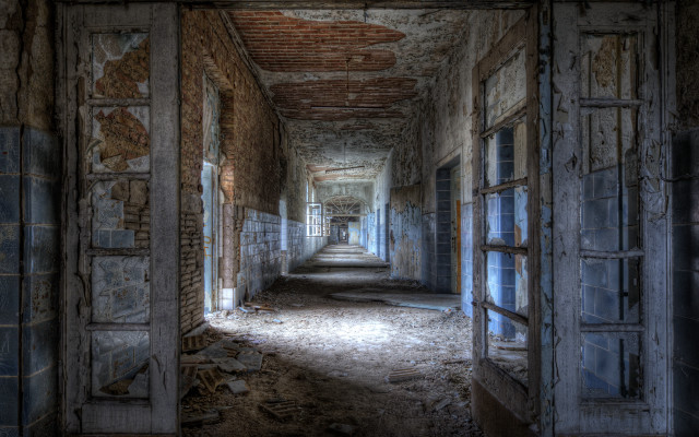 Long hallway broken door brick free wallpaper - medium preview image