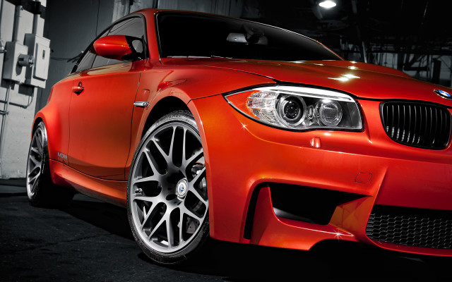 Red car garage photorealism detailed free wallpaper - medium preview image