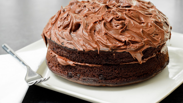 Chocolate cake frosting plate fork free wallpaper - medium preview image