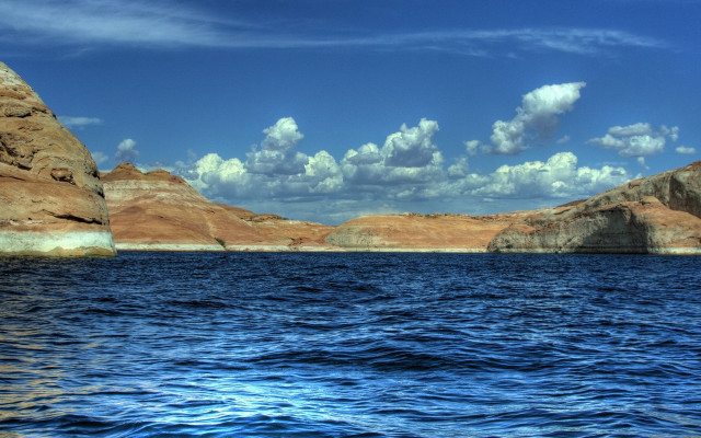 Mountain lake clouds beach water free wallpaper - medium preview image