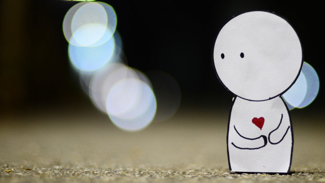 Paper cut out person heart free wallpaper - medium preview image