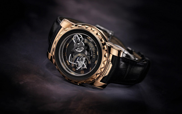 Gold watch baroque detailed Enguerrand free wallpaper - medium preview image