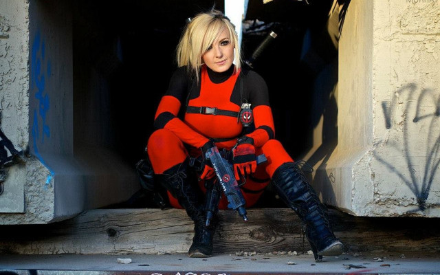 Woman cosplay caroline chariot dayez free wallpaper - medium preview image