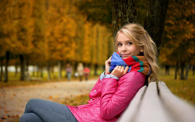 Girl bench park scarf blue free wallpaper - medium preview image