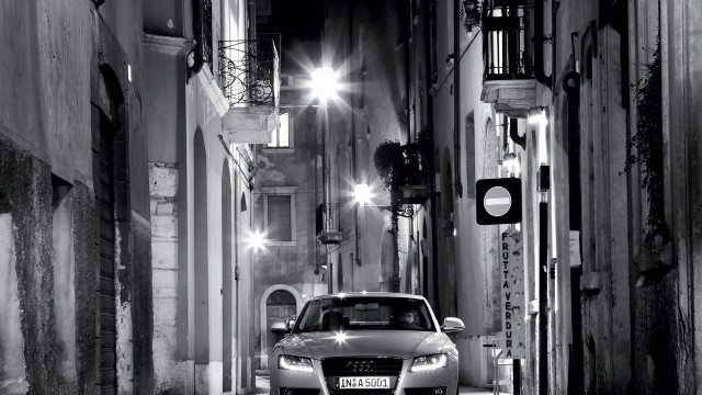 Car narrow street night city free wallpaper - medium preview image