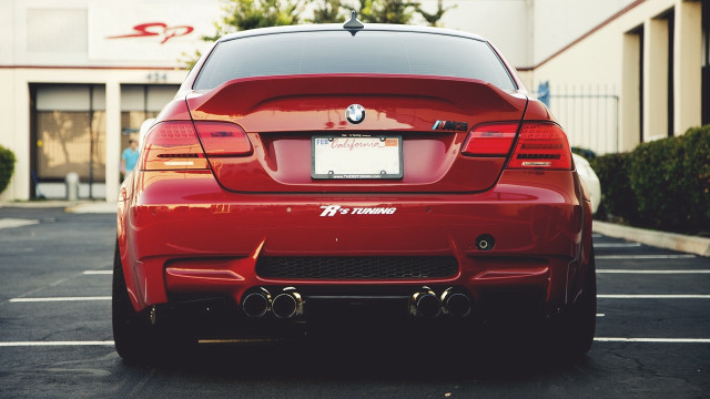 Red car parking lot building #13 free wallpaper - medium preview image