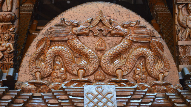 Carved wooden dragon cross arkhip free wallpaper - medium preview image