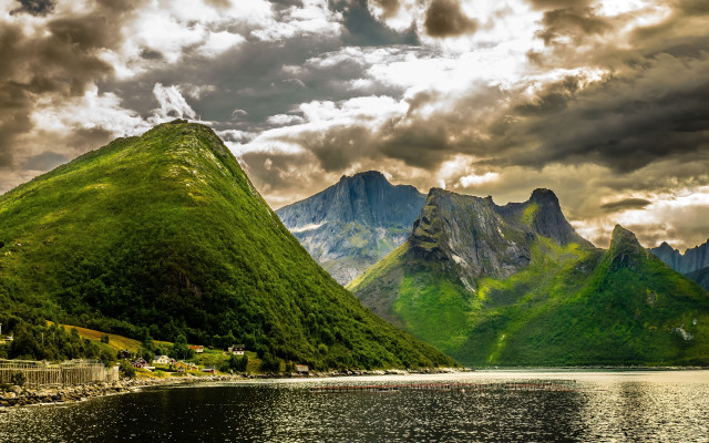 Mountain range lake forest cloudy free wallpaper - medium preview image