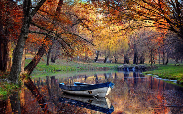 Boat water woodland autumn impressionist free wallpaper - medium preview image