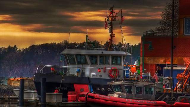 Harbor dock building cloudy sunset free wallpaper - medium preview image