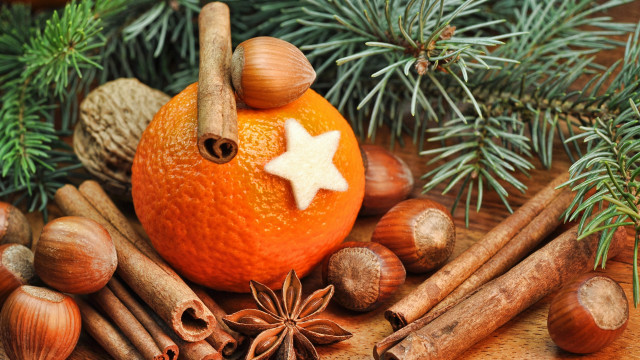 Orange star cinnamon nuts pinecones free wallpaper - medium preview image