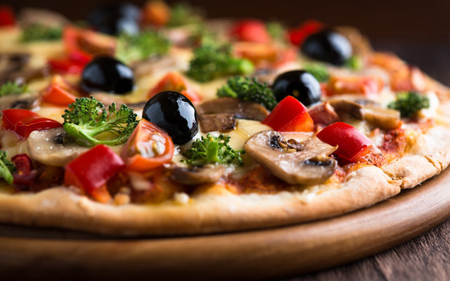 Pizza mushrooms broccoli tomatoes food free wallpaper - medium preview image