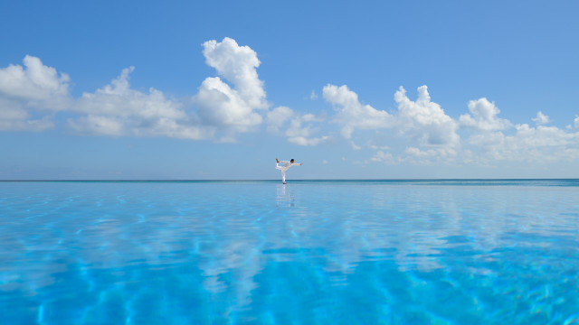 Water figure sky beach symmetry free wallpaper - medium preview image