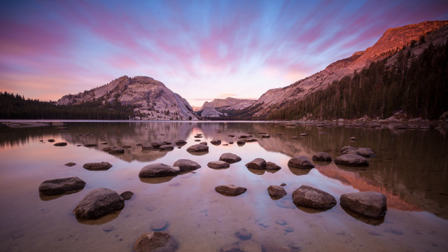 Lake rocks mountains sunset clouds free wallpaper - medium preview image