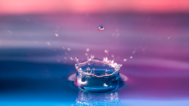 Water droplet blurry macro ocean free wallpaper - medium preview image