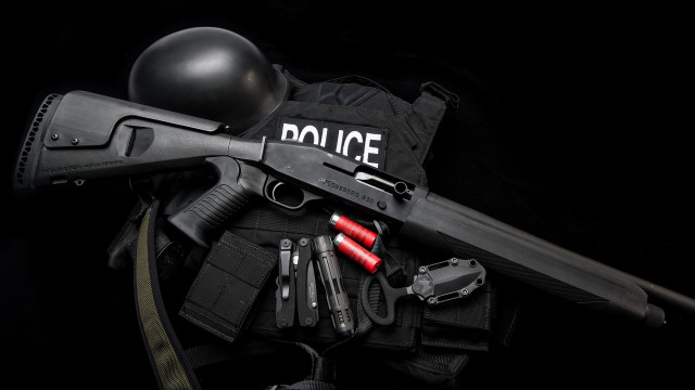 Police badge gun helmet american free wallpaper - medium preview image