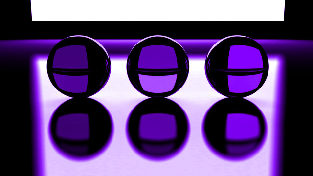 Three balls table mirror photorealism free wallpaper - medium preview image