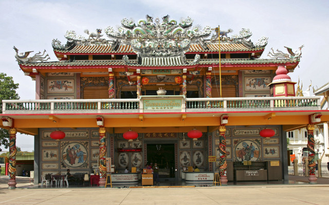 Decorated building east asian architecture free wallpaper - medium preview image