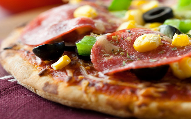 Pizza corn olives peppers tablecloth free wallpaper - medium preview image