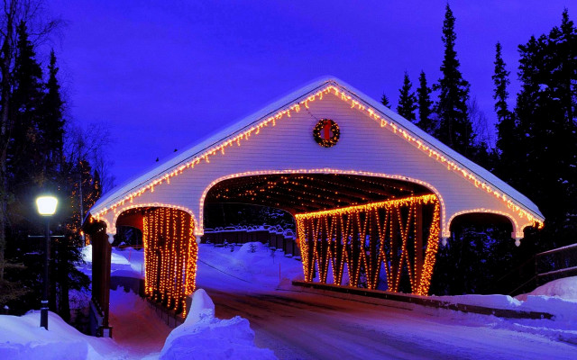 Covered bridge christmas lights snow free wallpaper - medium preview image