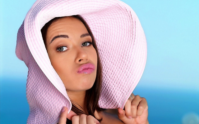 Daphne mcclure pink hat blue free wallpaper - medium preview image