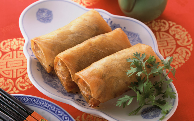 Spring rolls plate green plant free wallpaper - medium preview image