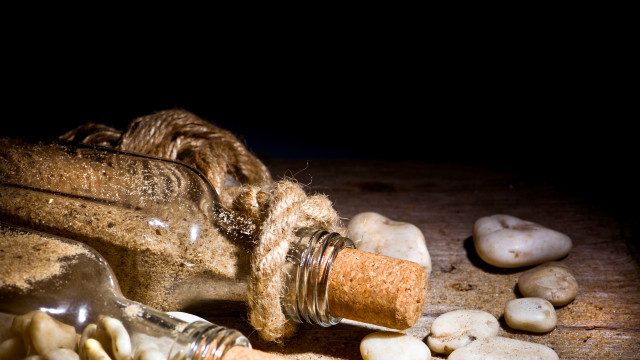 Wine rocks table rope 3d free wallpaper - medium preview image