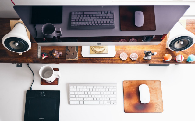 Desk keyboard mouse laptop speakers free wallpaper - medium preview image