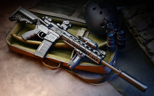 Gun case helmet ambient occlusion free wallpaper - medium preview image