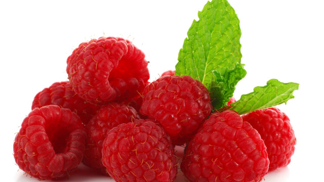 Raspberries leaves blood berry flower #2 free wallpaper - medium preview image